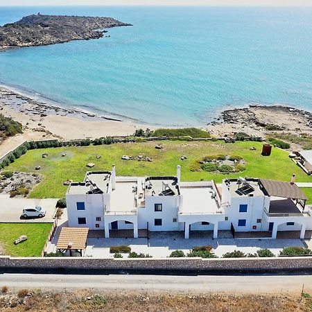 Plimmiri Nerida Beachfront Villas מראה חיצוני תמונה