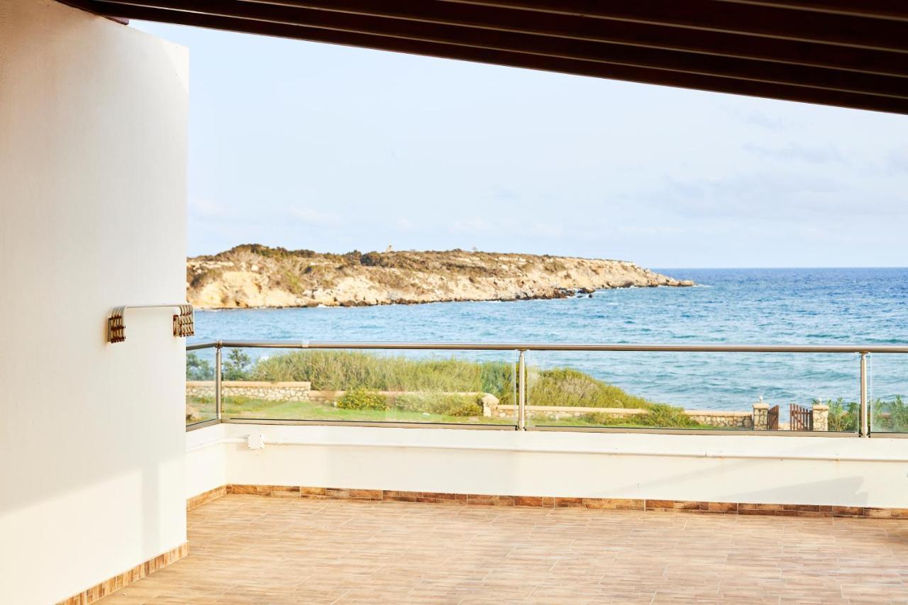 Plimmiri Nerida Beachfront Villas מראה חיצוני תמונה